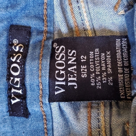 Vigoss The Jagger bermuda  girls embellished denim shorts. Preowned size 12 - Picture 2 of 10